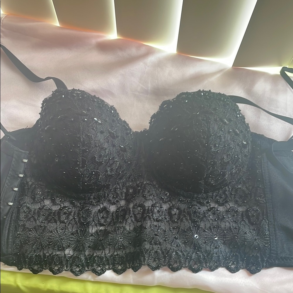 Windsor Elegant Black Lace Bra